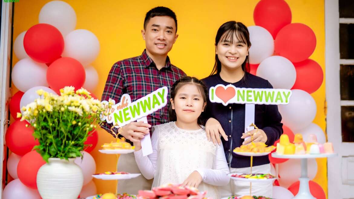 ✨ Điều rực rỡ nhất không nhất thiết phải là khi con trở thành người giỏi nhất, mà là khi con dám tỏa sáng theo cách rất riêng của mình.