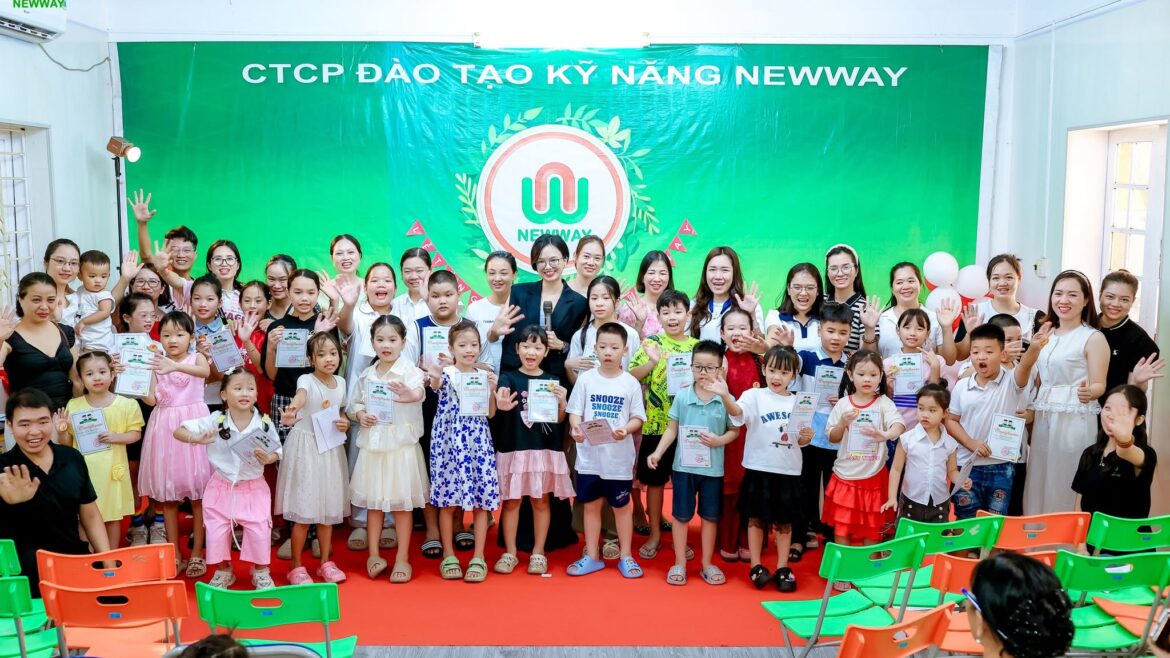 BA MẸ CÓ THẤY CON MÌNH NHƯ THẾ NÀY KHÔNG?