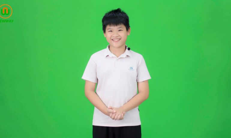 Thần thái rạng ngời, nụ cười tự tin – đúng chuẩn con nhà Newway các mẹ nhỉ 💚